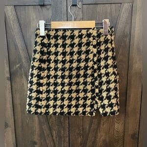 Women's Houndstooth Knit Skirt